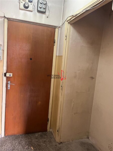 Titan Piata Minis Garsoniera bloc mixt curat